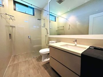 Pre-owned House in Ayala Westgrove Heights Silang Cavite near Nuvali