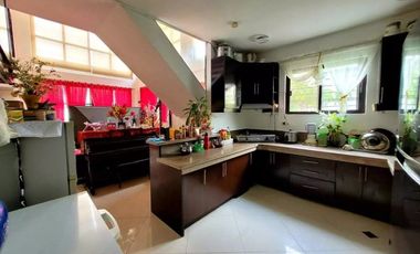 Tagaytay Executive Semi-Furnished House For Sale near Fora Mall