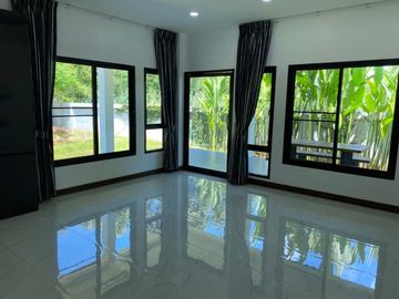 2 storey detached house sale 22MB, with tenant 100KB,440 sqWa., 5 bedrooms, 6 bathrooms, swimming pool, near Mae Jo Municipality, San Sai District, Ch