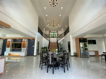 2 storey detached house sale 22MB, with tenant 100KB,440 sqWa., 5 bedrooms, 6 bathrooms, swimming pool, near Mae Jo Municipality, San Sai District, Ch
