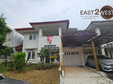 Disewakan Rumah Taman Giri Loka BSD City Tangerang Selatan Bagus Rapih Nyaman Siap Huni