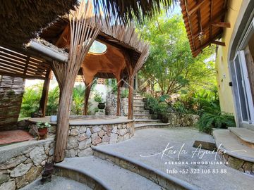 Casa en venta en  Sayulita Nayarit Pueblo mágico a 5 min de playas.