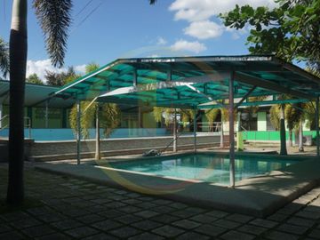 COUNTRY HOME VILLAS IN A RANCH THEMED VILLAGE IDEAL FOR A RETIREMENT HOME