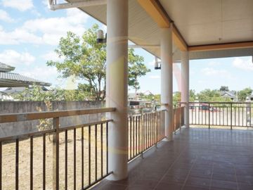 COUNTRY HOME VILLAS IN A RANCH THEMED VILLAGE IDEAL FOR A RETIREMENT HOME