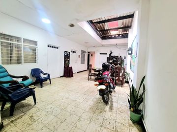 VENDO CASA  LOTE EN CALI, BARRIO VILLA COLOMBIA