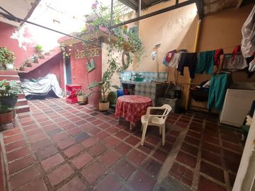 VENDO CASA  LOTE EN CALI, BARRIO VILLA COLOMBIA