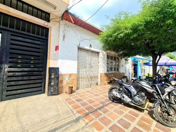 VENDO CASA  LOTE EN CALI, BARRIO VILLA COLOMBIA