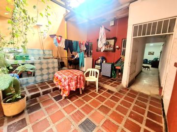 VENDO CASA  LOTE EN CALI, BARRIO VILLA COLOMBIA
