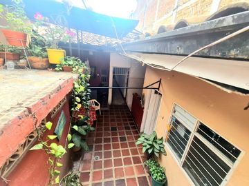 VENDO CASA  LOTE EN CALI, BARRIO VILLA COLOMBIA