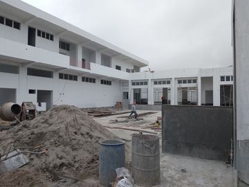 VENTA DE CASA EDIFICIO COMERCIAL, FRENTE AL MEGAPUERTO CHANCAY, 232 M2, PARA EDIFICAR 4 PISOS