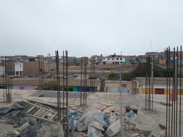 VENTA DE CASA EDIFICIO COMERCIAL, FRENTE AL MEGAPUERTO CHANCAY, 232 M2, PARA EDIFICAR 4 PISOS