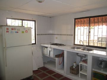 FINCA DE 15 HTS A 5 KLM DE SABANAGRANDE VIA MALAMBO.