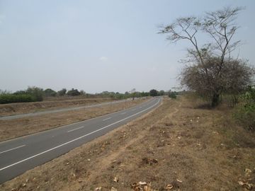 FINCA DE 15 HTS A 5 KLM DE SABANAGRANDE VIA MALAMBO.