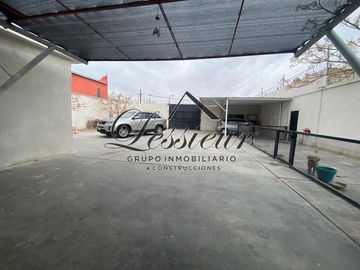 CASA EN VENTA DE UNA PLANTA, COL. EN SALVARCAR