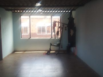 VENDO CASA  HERMOSA  Y RENTABLE  EN  BOSA LA  LIBERTAD.