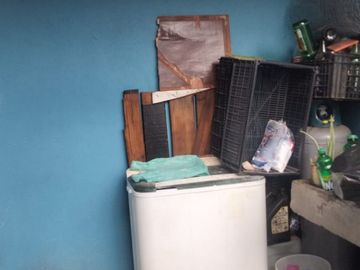 CASA DUPLEX, VENDO LA PLANTA BAJA, CON TERRENO EXCEDENTE.