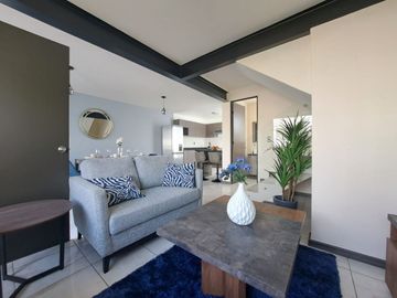 $2,300,000 En Cuernavaca, Una Casa Residencial Muy Cómoda con Alberca CIMA