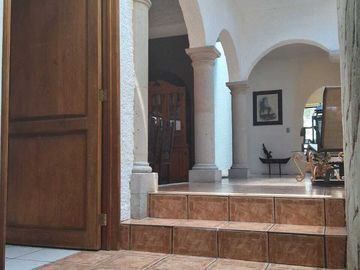 Venta residencia dentro del Club Campestre Erandeni