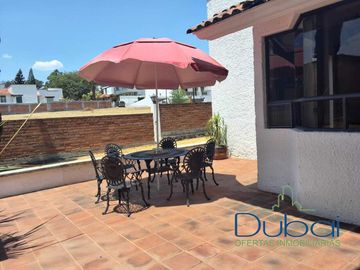 Venta residencia dentro del Club Campestre Erandeni