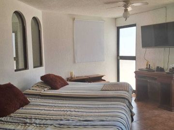Venta residencia dentro del Club Campestre Erandeni