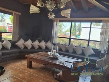 Venta residencia dentro del Club Campestre Erandeni