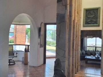 Venta residencia dentro del Club Campestre Erandeni