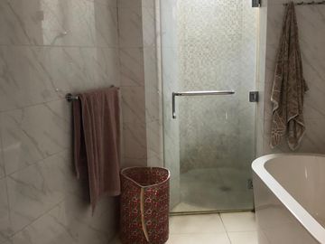 Pondok Indah Rumah Mewah Siap Huni