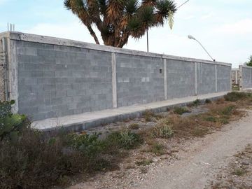 QUINTA Y TERRENO CON CASA EN VENTA EN PESQUERÍA