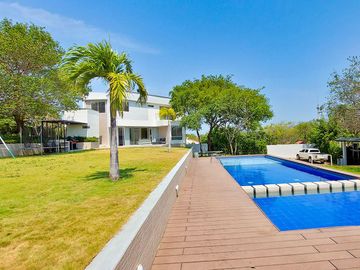 Casa Campestre en Venta en Sector Masinga, Amoblada, Santa Marta