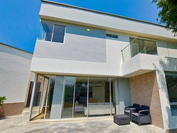 Casa Campestre en Venta en Sector Masinga, Amoblada, Santa Marta