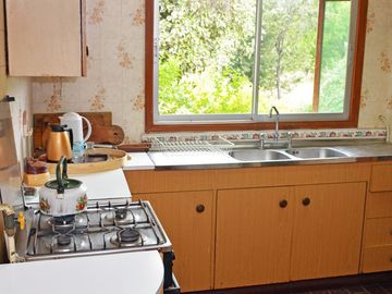 Quilpué, Parcela 3,8 Hás, productiva, casa 4 dormitorios +2 cabañas + piscina + pozo