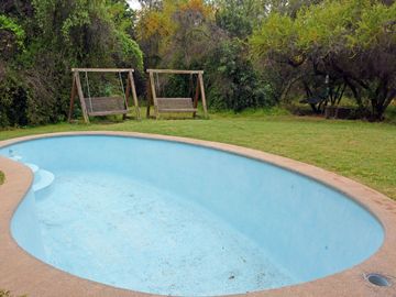Quilpué, Parcela 3,8 Hás, productiva, casa 4 dormitorios +2 cabañas + piscina + pozo