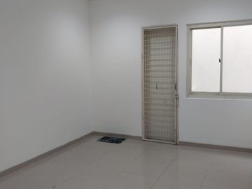 Rumah Baru Renov Pakuwon City Griya Asri dkt Mall San Diego San Antonio Surabaya Timur