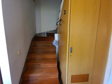 Rumah Nyaman Masuk Komplek, 200 Meter Ke Jalan Veteran Raya