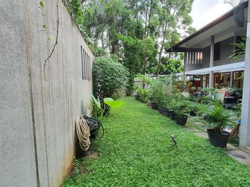Rumah Nyaman Masuk Komplek, 200 Meter Ke Jalan Veteran Raya