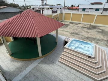 Casa de la playa en venta - vía data villamil