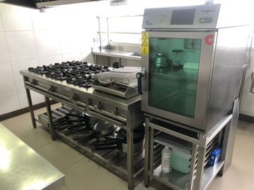 VENTA LOCAL COMERCIAL REMODELADO, EX-RESTAURANTE, 217 M2, 3 PISOS