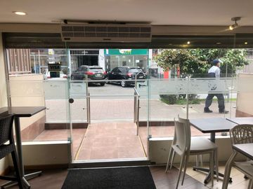 VENTA LOCAL COMERCIAL REMODELADO, EX-RESTAURANTE, 217 M2, 3 PISOS