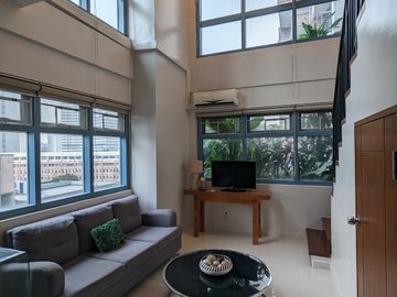 2 Bedroom Loft Condo Unit for Sale in Eton Parkview, Makati City