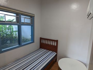 2 Bedroom Loft Condo Unit for Sale in Eton Parkview, Makati City