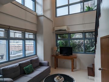 2 Bedroom Loft Condo Unit for Sale in Eton Parkview, Makati City