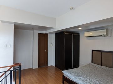 2 Bedroom Loft Condo Unit for Sale in Eton Parkview, Makati City