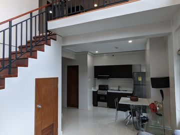 2 Bedroom Loft Condo Unit for Sale in Eton Parkview, Makati City