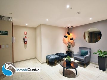 Av. Ordoñez Lasso, Venta de Departamento AMOBLADO