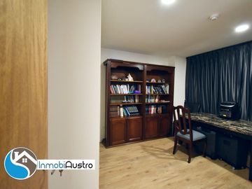 Av. Ordoñez Lasso, Venta de Departamento AMOBLADO