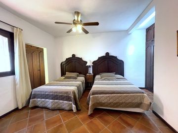 Casa Tesoro