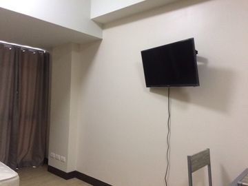 PIO - For Sale: Studio Condo Unit in Paseo Heights, Salcedo, Makati