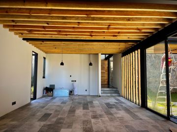 Casa en venta en Avándaro a 5 minutos del club de golf en Valle de Bravo