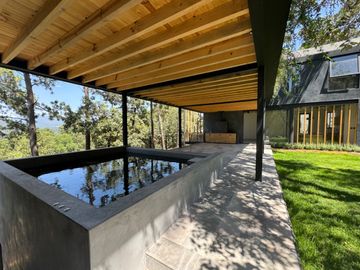 Casa en venta en Avándaro a 5 minutos del club de golf en Valle de Bravo