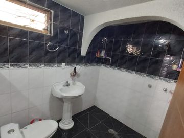 Venta Casa en Col. José Ma. Pino Suarez. Frente a la universidad tecnológica y cerca del mercado de abastos
